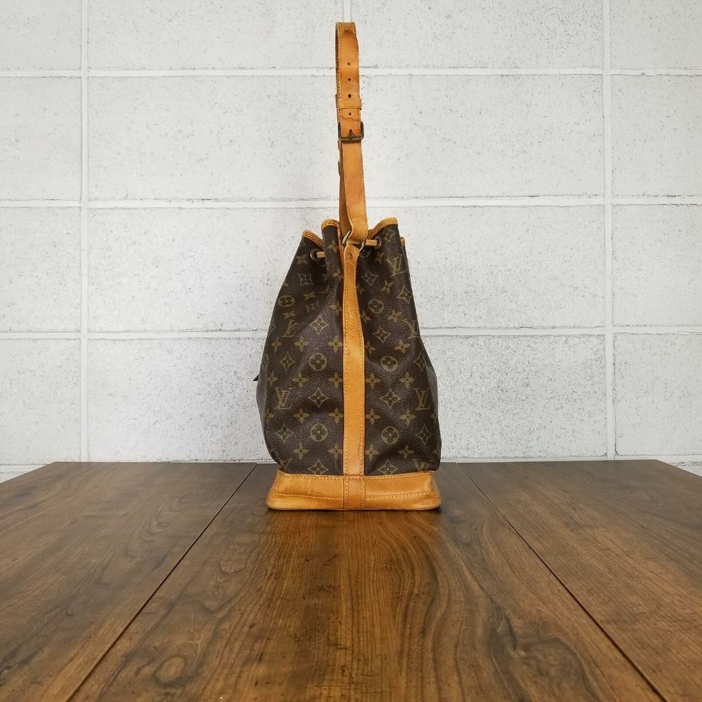 Louis Vuitton Monogram Noe Shoulder Bag - Picture 3 of 8